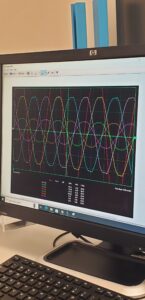 computer software that mimics the sine wave of an AC circuit